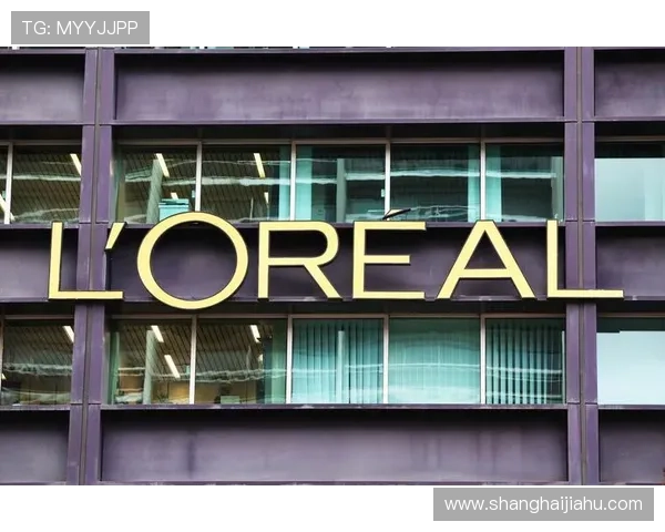 开云集团旗下品牌的创新与传统，奢侈品行业的交融之美